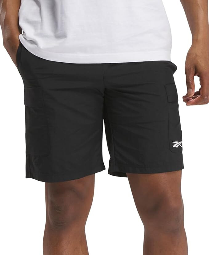Reebok Mens Solid Cargo Shorts Black Medium 3890₽
