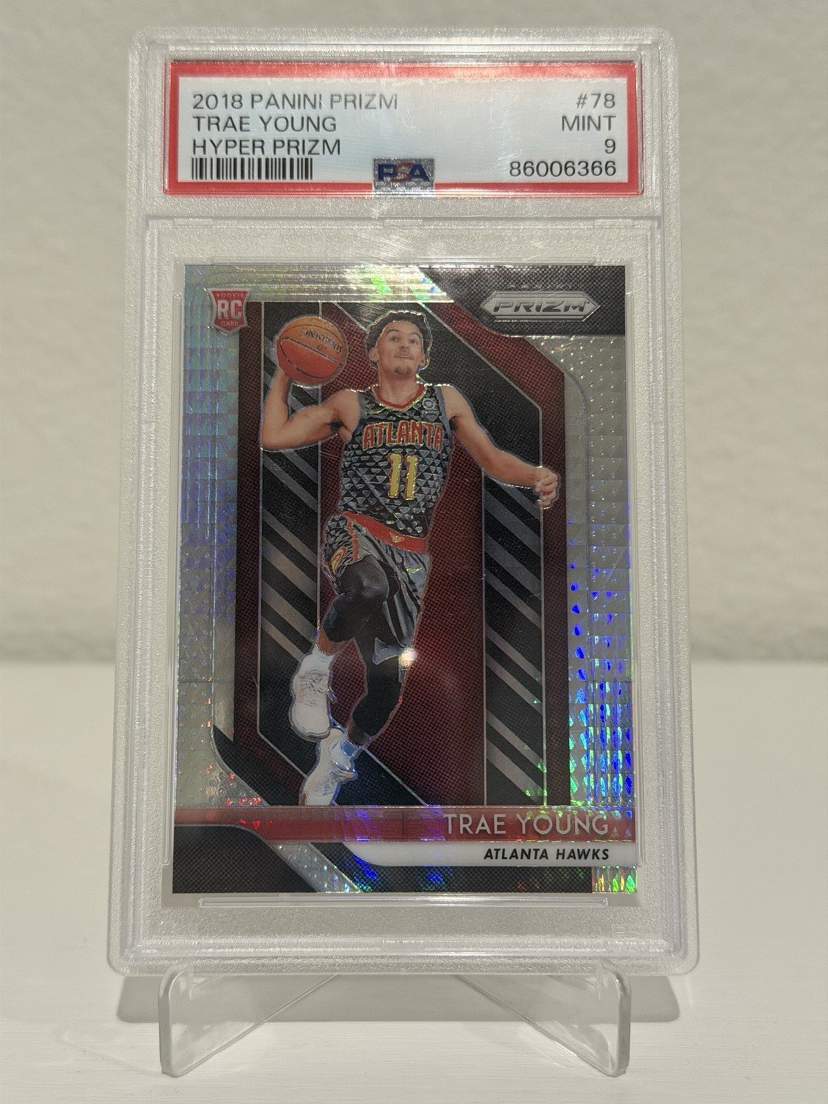 2018 Panini Prizm #78 Trae Young (RC) (Hyper Prizm) (PSA 9)!