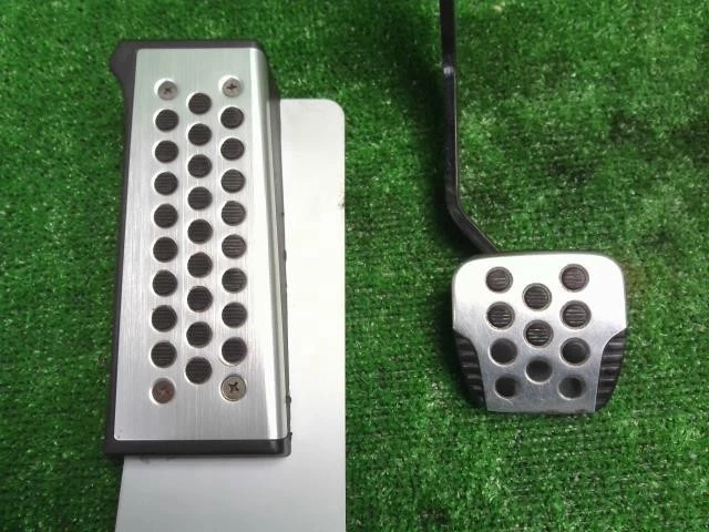 Juego reposapiés embrague freno gas pedal JDM NISSAN MARCH AK12 K12 OEM RHD usado Foto 4 de 4