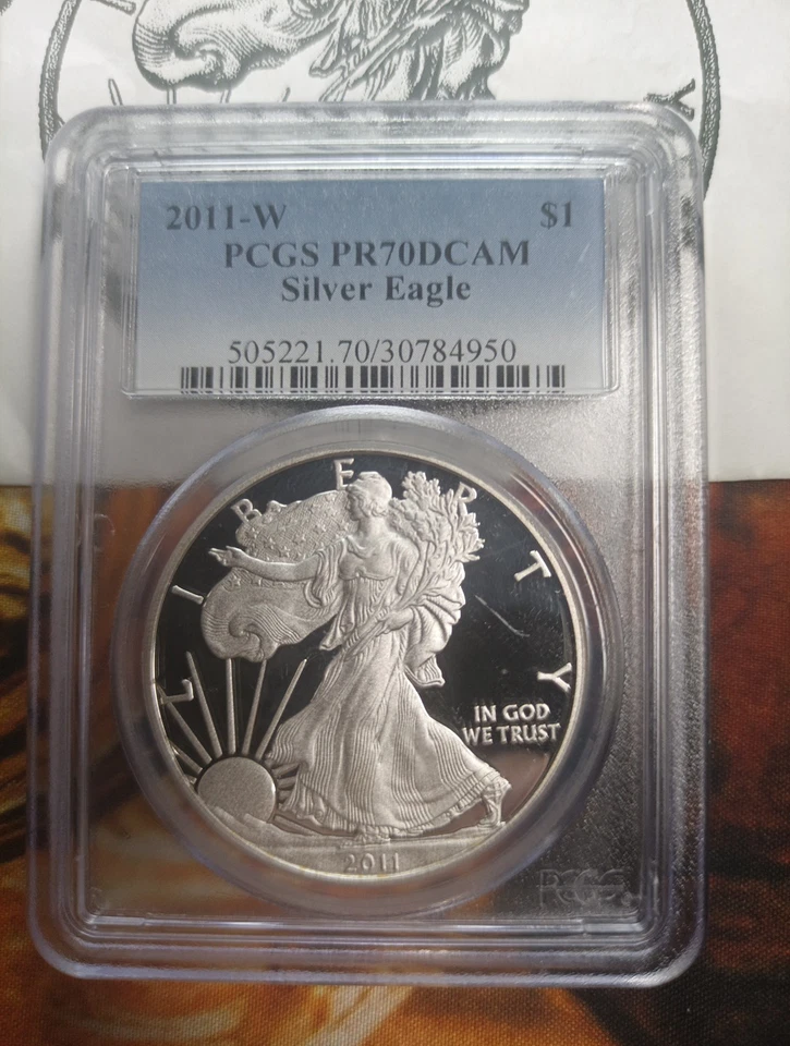 American Silver Eagle 2011-W graduación profesional PR70 DCAM EK106 Foto 2 de 3