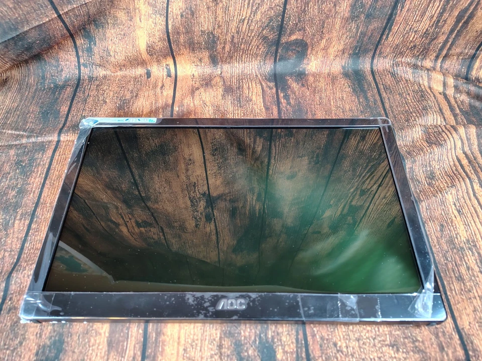 AOC E1659FWU 15.6 Inch Portable Monitor FHD 1366x768 60Hz USB 3.0 - Image 2 of 2