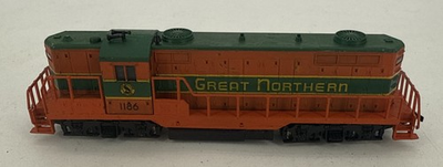 #ad #ad AHM HO Great Northern GP18 1186 Diesel Engine Fully Tested And Runs Great No Box $24.99