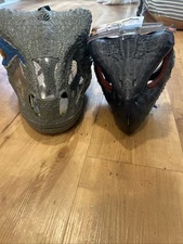 2017 JURASSIC WORLD Chomp N Roar VELOCIRAPTOR Therizosaurus Mask Lot TESTED