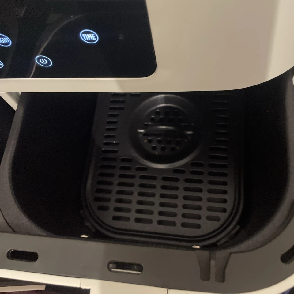 Tower Dual Basket Airfryer T17137WHT 8.5L Digital White - New Item Box Damaged - Image 3 of 4