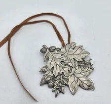 Longaberger - Beautiful autumn leaf cluster tie on -NICE-