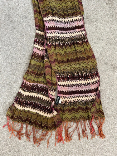 Wet Seal warm scarf 80 x 10 fringe green brown orange stretch pleats - Picture 4 of 5
