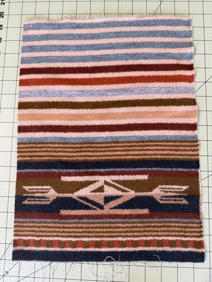 Pendleton Wool Blanket md. weight Fabric Remnant 16x12 F120 - Image 2 of 3