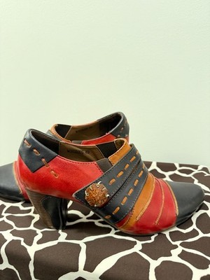 L'Artiste Spring  Step leather heels - lightly used - size 9-9.5