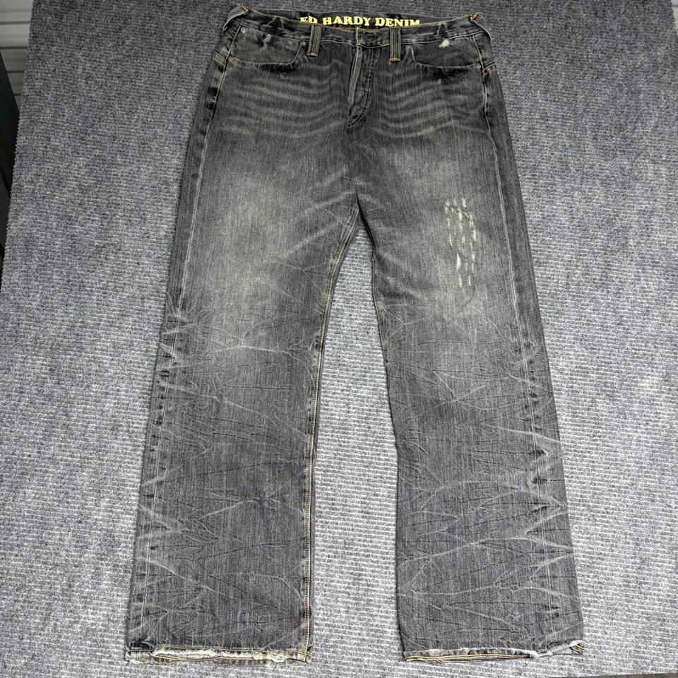 Pantalones de mezclilla Ed Hardy para hombre negros adornos de bolsillo de cuero lavado calce recto 38 34 Foto 3 de 4