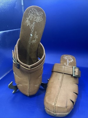 Ladies Clogs