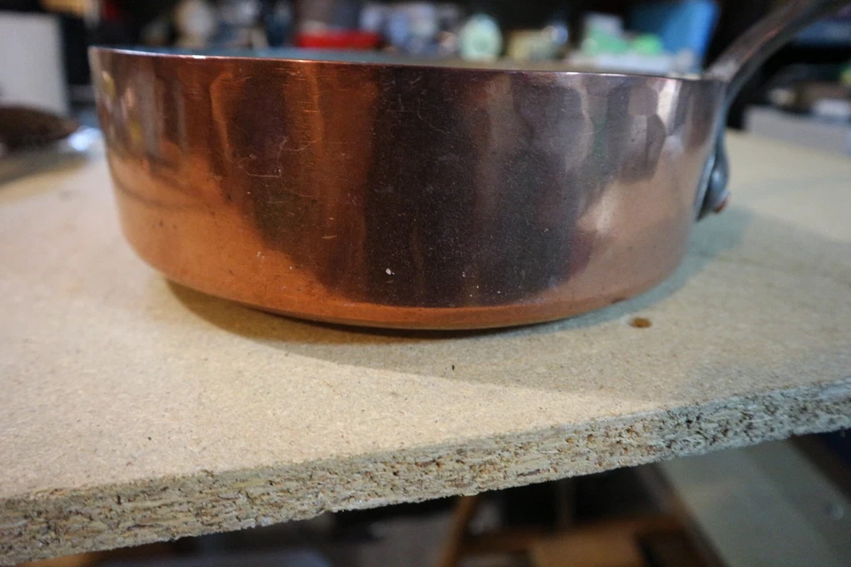 ancienne sauteuse en cuivre 24cm marqué TENDRERIE - Photo 4/4