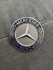 Mercedes-Benz CLS W218 Haubenstern Emblem Original 218 817 01 16 -Top Mercedes-Benz CLS W218 Haubenstern Emblem Original 218 817 01 16 -Top