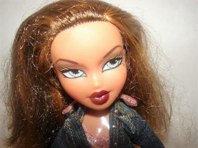 2001 bratz dolls value