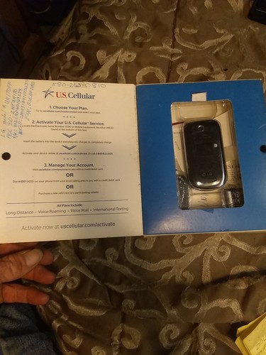 LG Envoy UN150 - Black (U.S. Cellular) Cellular Phone - Picture 2 of 3