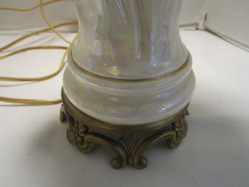 Vintage Ceramic Cherub Putti holding up Globe Orb Table Lamp 1970's 18.25 in T - Picture 11 of 20