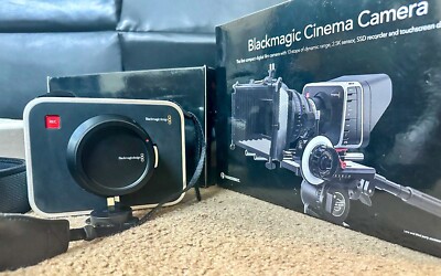BLACKMAGIC Caméra PYXIS 12K Monture EF