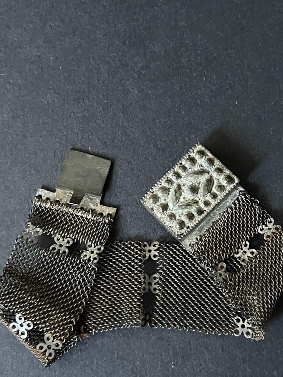 Picture 6 of 12