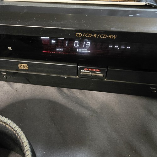 Sony RCD-W1 Dual Deck CD Recorder Player Compact Disc mit Fernbedienung getestet Video - Bild 8 von 13