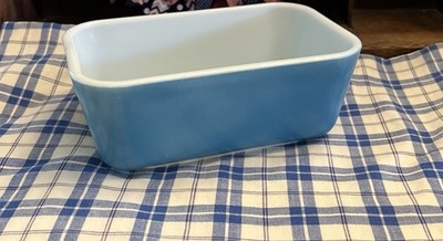 Vintage Pyrex Refrigerator Dish 4x7 in Loaf Pan 502 Turquoise Blue Fridge No Lid