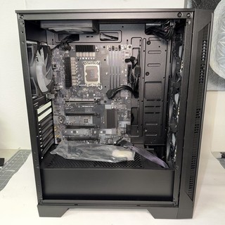 Black ATX Mid Tower PC Case w/ Tempered Glass Side Panel USB C USB Audio