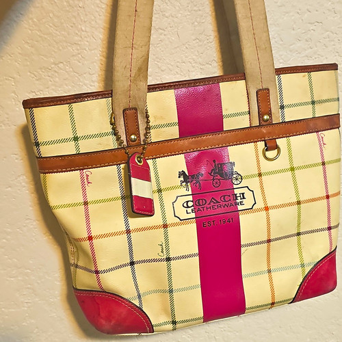 Coach Plaid Tote Shoulder Bag Beige Multicolor Pink Lining Zip Snap Medium