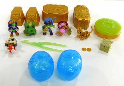 6 MOOSE Treasure X Action figures dr slop gladiator treasure chest + Accessories