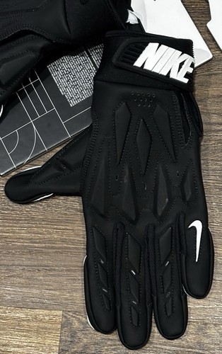 Nike D-Tack 7.0 Black Padded Lineman Football Gloves Size Medium FN0271-102 NWT - Picture 3 of 8