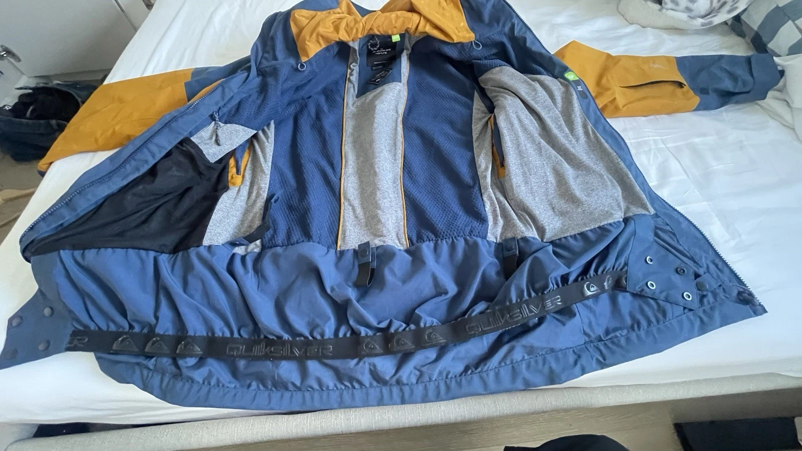 QUIKSILVER Men's FOREVER STRETCH Gore-Tex SNOWJACKET  BSN0 Small  NWT  LAST ONE image 5