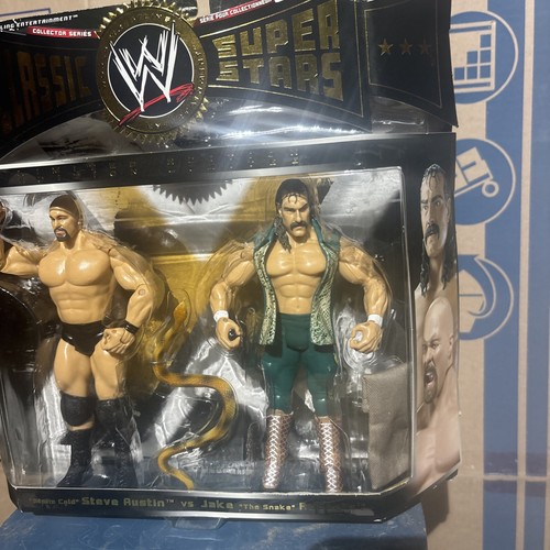 WWE Classic Superstars Steve Austin vs Jake Roberts Figure 2 Pack Jakks Pacific - Picture 2 of 3