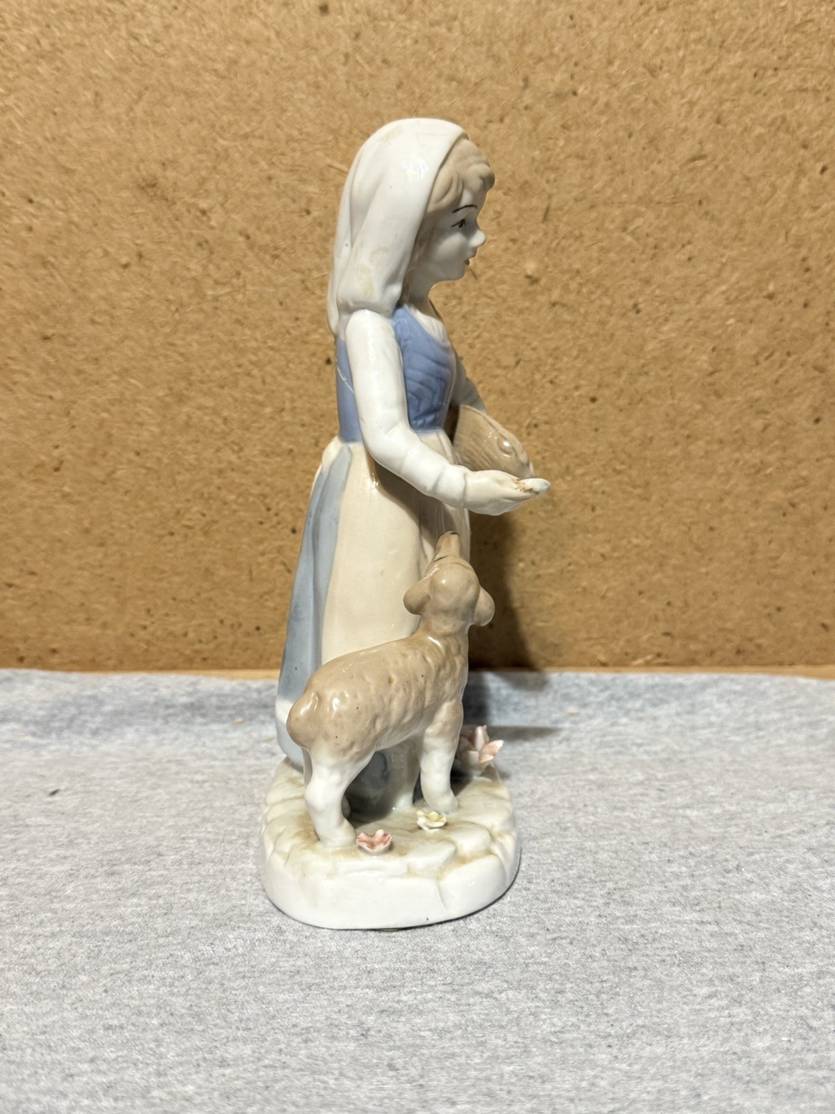 Picture 2 of 4
