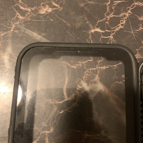 LifeProof 77-59926 Waterproof Case for Iphone Xr Used But Works As Intended - Photo 4 sur 7