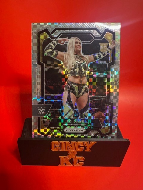 2024 Panini Prizm WWE Izzi Dame #116 Lucky Envelopes /8 - RC