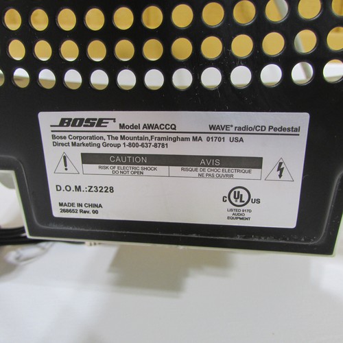 BOSE WAVE RADIO AND CD AWRC1P W/PEDESTAL AND REMOTE - Picture 12 of 12