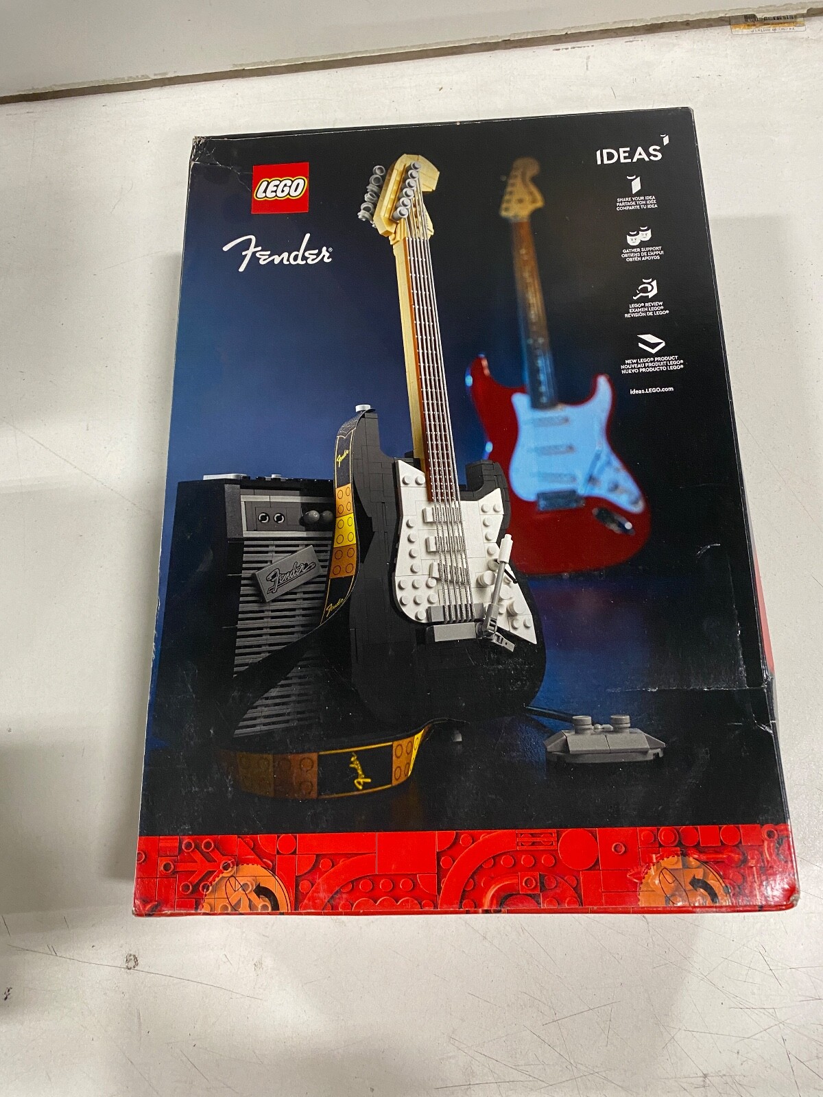 LEGO Ideas Fender Stratocaster (21329) 673419350334 eBay