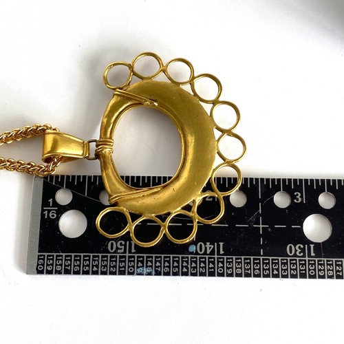 Vintage LOT of 4 gold Plate GP Pre Columbian nose ring form necklace pin earring - Picture 11 of 16
