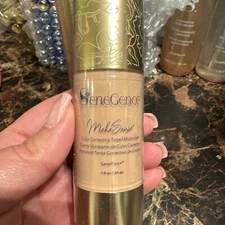 LIGHT  MEDIUM SeneGence Color Correcting Tinted Moisturizer FREE SHIPPING