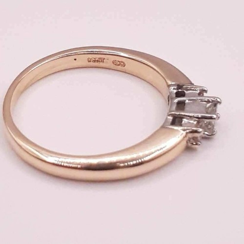 14K yellow Gold 3 Stone 1/4ctw Princess Diamond Past Present Future Ring Sz 8 - Picture 9 of 10