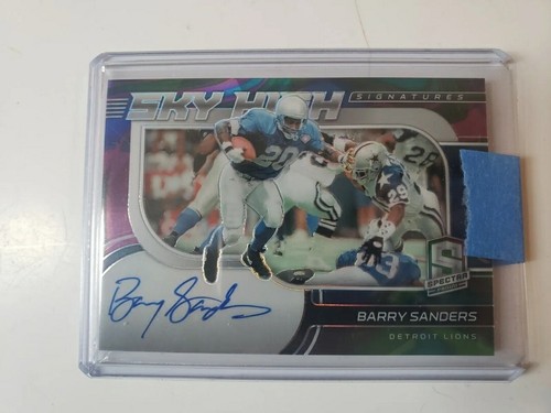 2021 Spectra Barry Sanders Sky High Signatures 3/4 🔥 Lions HOF! On card auto! - Picture 3 of 4