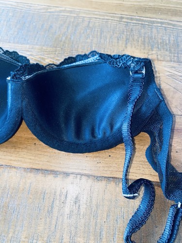 32A Victoria’s Secret The Miracle Bra Balconet Black Floral Laced VS Womens New - Picture 8 of 8