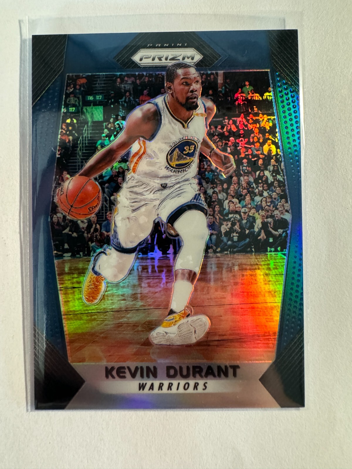 K209,388 - 2017-18 Panini Prizm Prizms Blue #44 Kevin Durant #/199