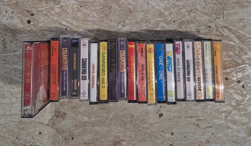 19 Various Genre Music Cassettes Including a Vintage LIVE Genesis - Picture 2 of 3