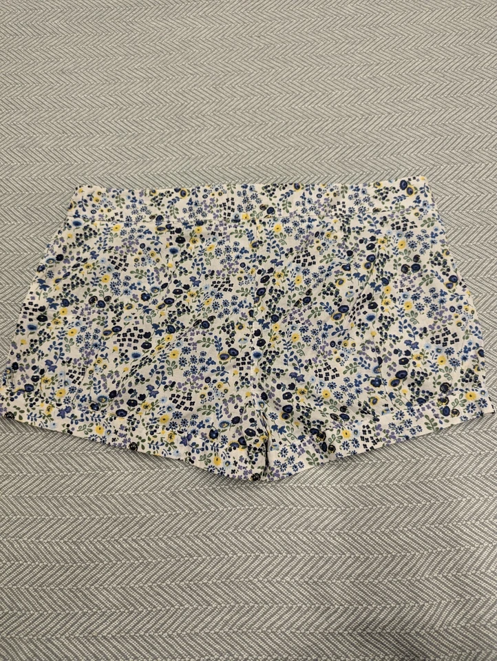 Mini Pantalones Cortos Para Mujer MILEY CYRUS MAX AZRIA Blanco Floral Plisado Talla 9 Foto 4 de 4