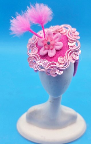 HATS FIT BARBIE & FASHION DOLL HANDMADE DESIGNER SEQUINED FASCINATOR HATS NEW! - Picture 5 of 13