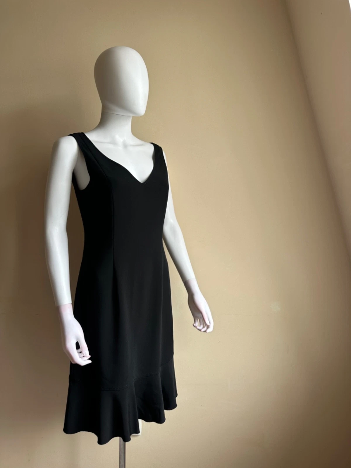 Moschino abito nero economico e chic USA10