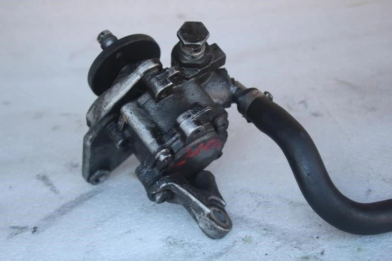 BMW 135i E88 2008 bomba de dirección asistida 32416779244 Foto 4 de 4
