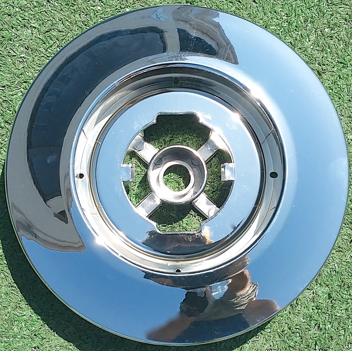 Factory Rolls Royce Phantom Center Cap Chrome OUTER BEZEL OEM 21