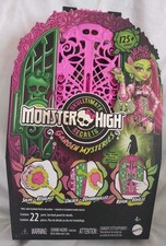 Monster High Skulltimate Secrets Garden Mysteries Venus Fly Trap 125+ Looks NIB