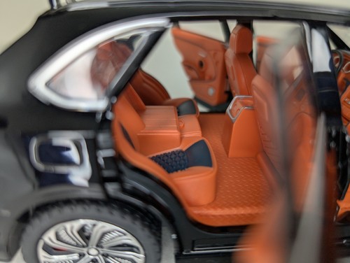 1:24 Bentley Bentayga 1/24 Luxury Diecast Metal Model Car Gift Toy Kids Adult - Picture 14 of 21