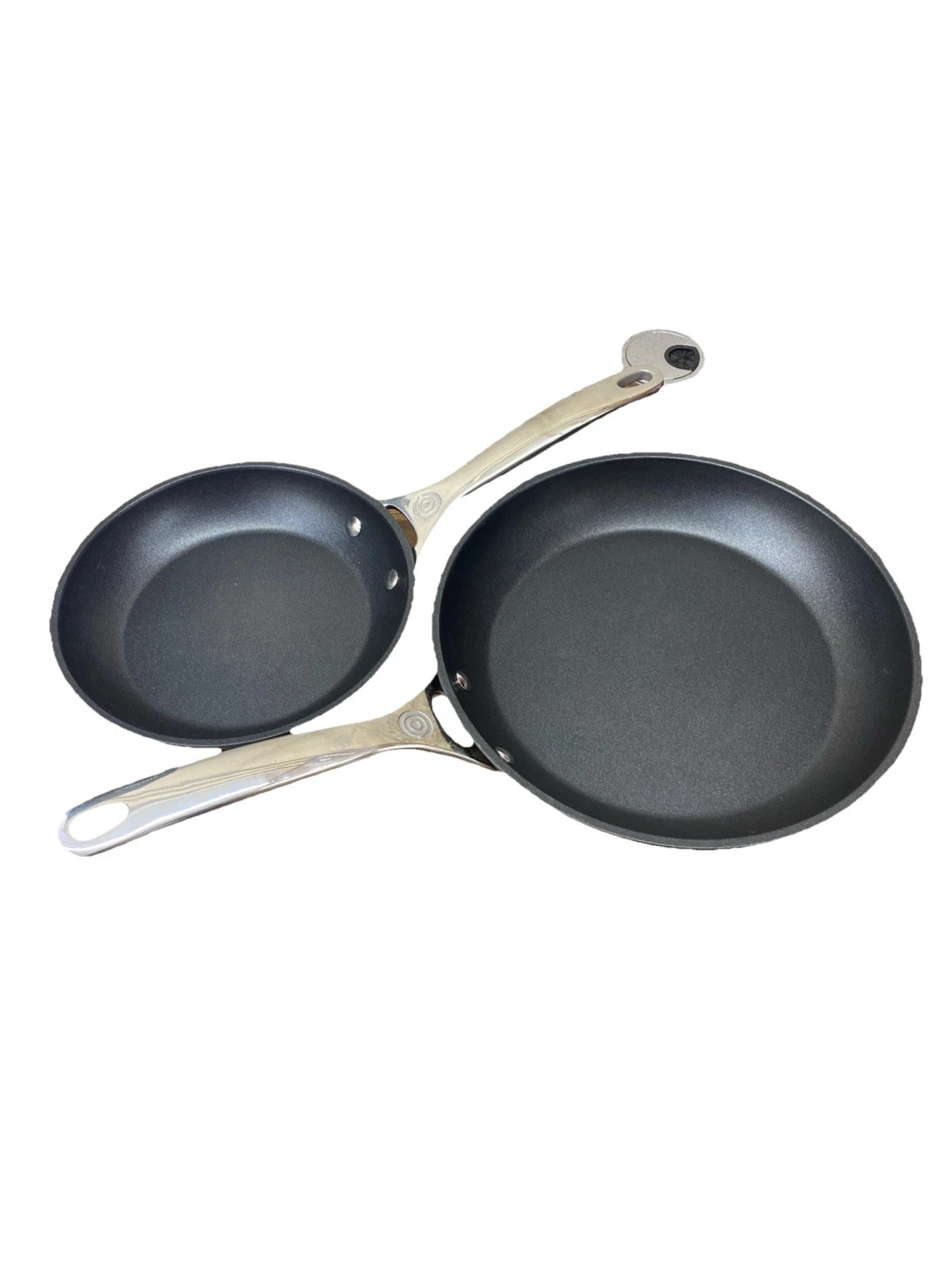 Le Creuset Set of 2 Non-Stick Aluminum 8" and 10" Frying Pans - Black