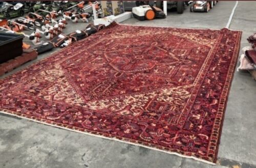 Medallion - Red Rug -3.96 x 3.16 m - Picture 1 of 8